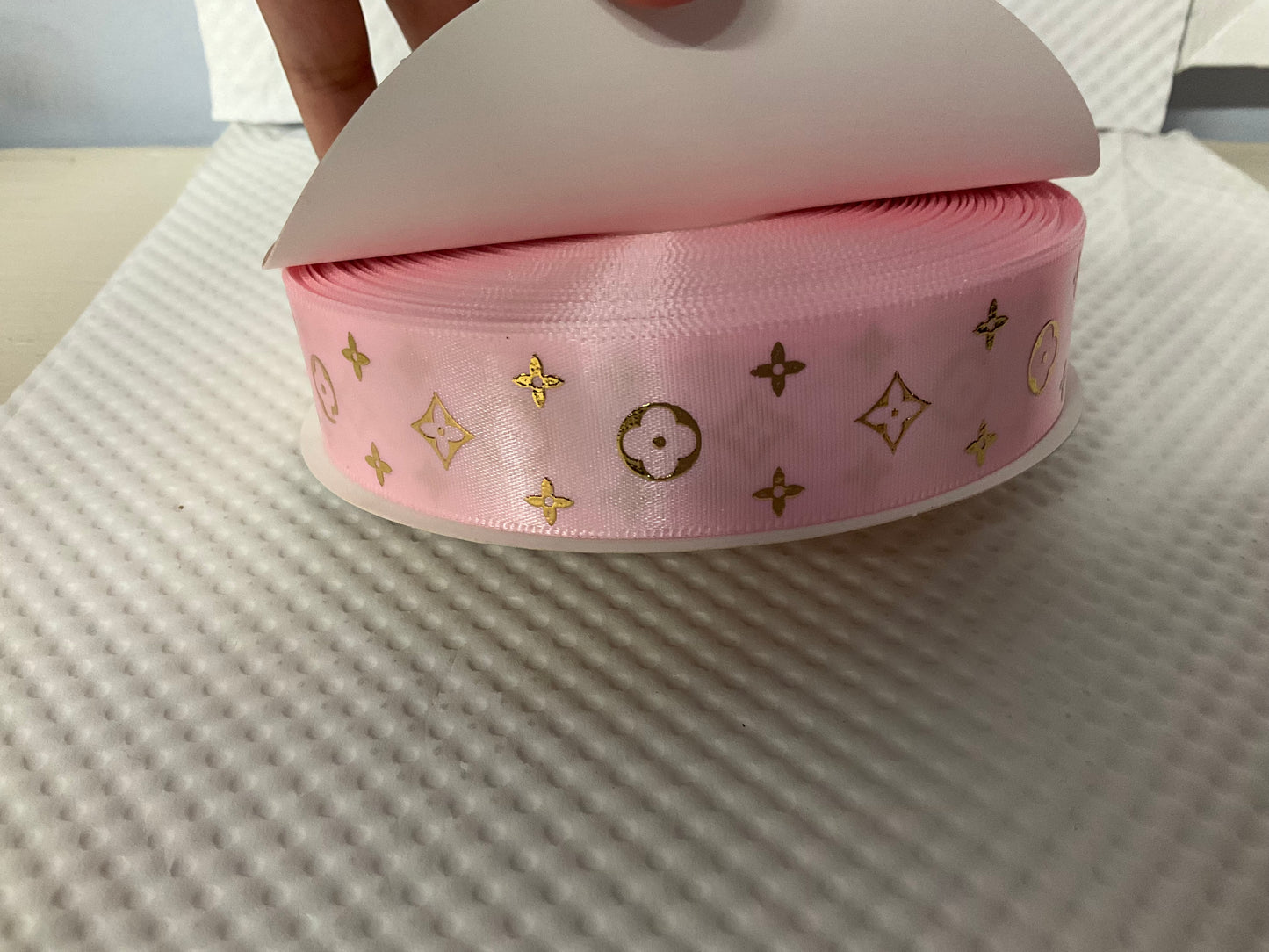 L*V Ribbon