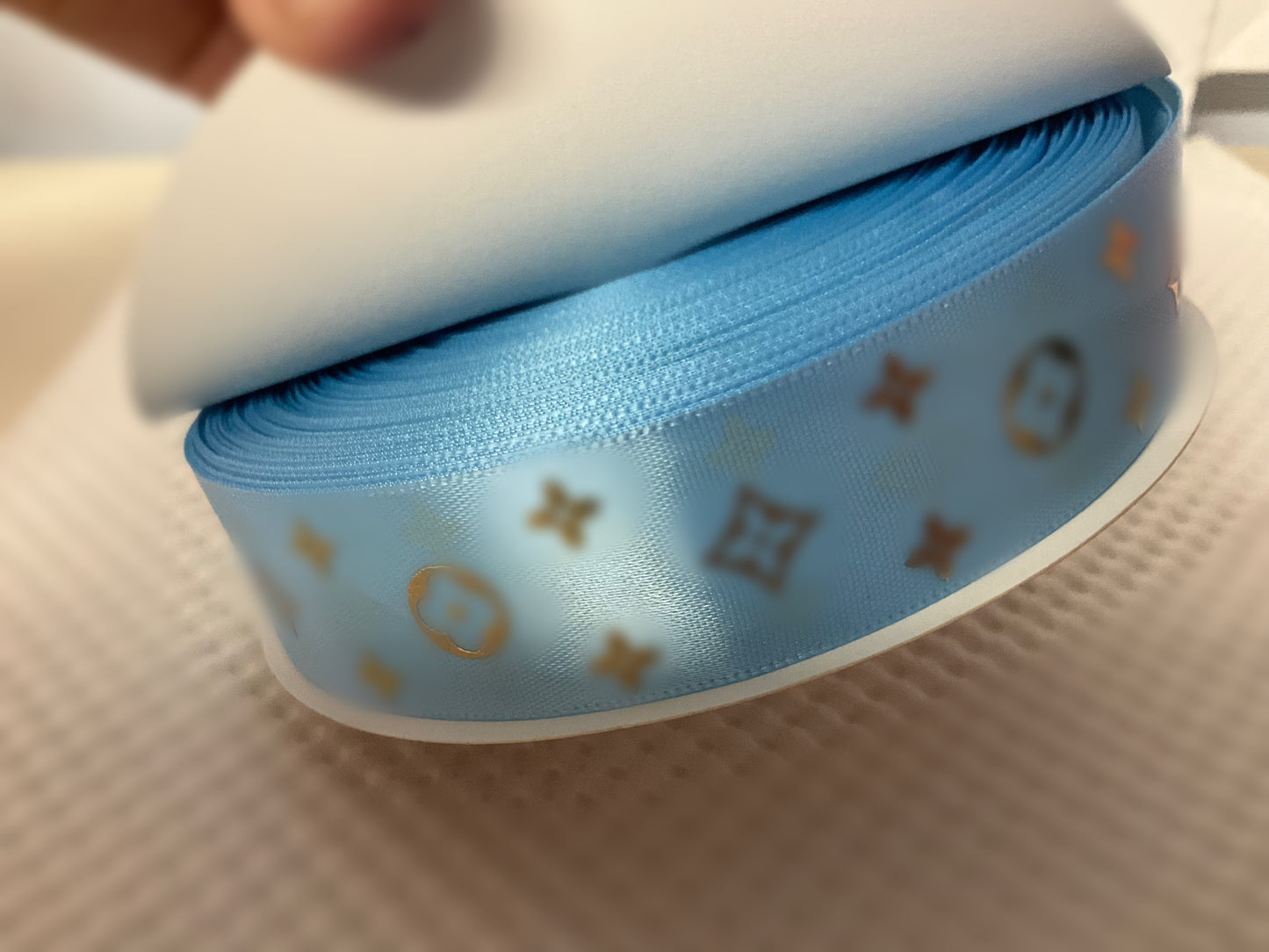 L*V Ribbon